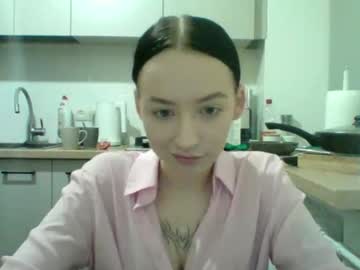 adelya meow