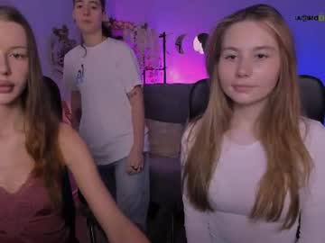 ava gllow