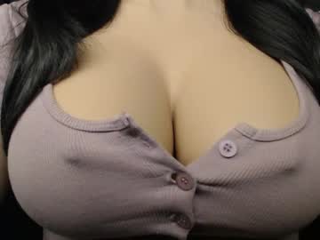 bigboobs ivy