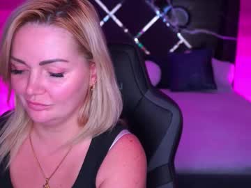 blondeviva