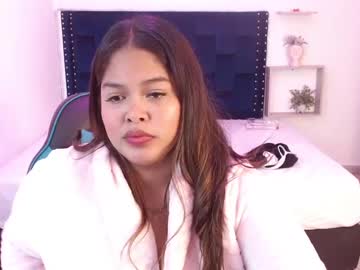 bustyluna