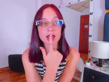 cutelaura1