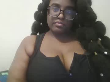 ebonybigtitquee