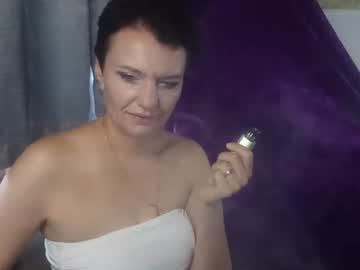 hotmamaqueen234