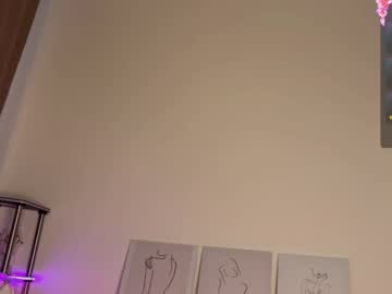 janie curvyy