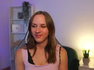 kelly cutie18