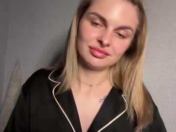 love masha kiss