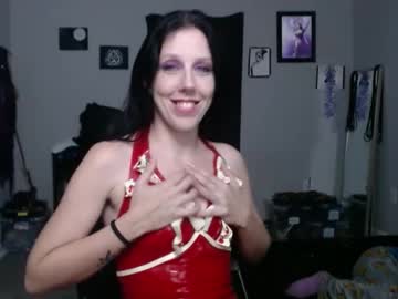 madamemily86