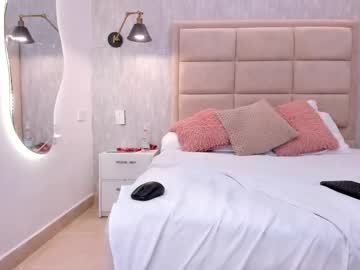 miaacollins  