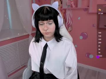 molly kis 