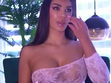 nicoledevin