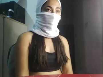 shelovesthemask